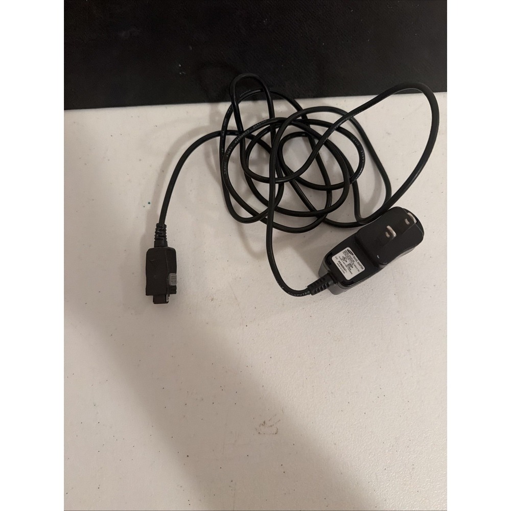 Samsung TAD037JBE Travel Adapter Charger Black OEM Legacy Cell Phone Cord